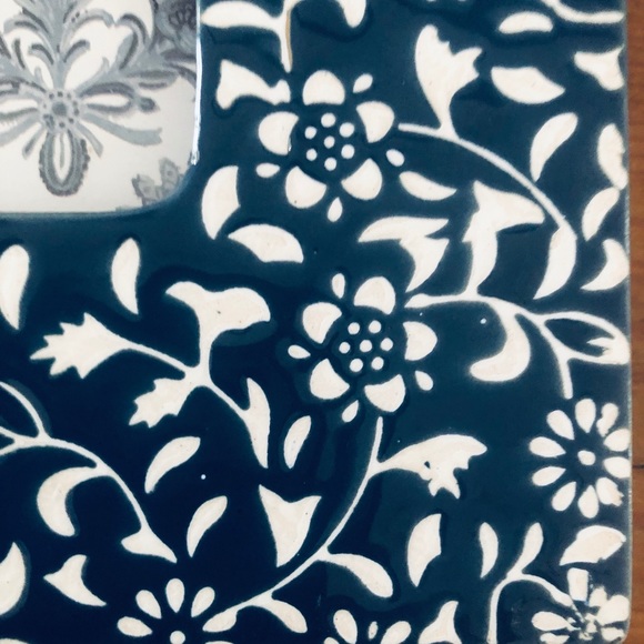Azure Home Porcelain Frame - Picture 4 of 4